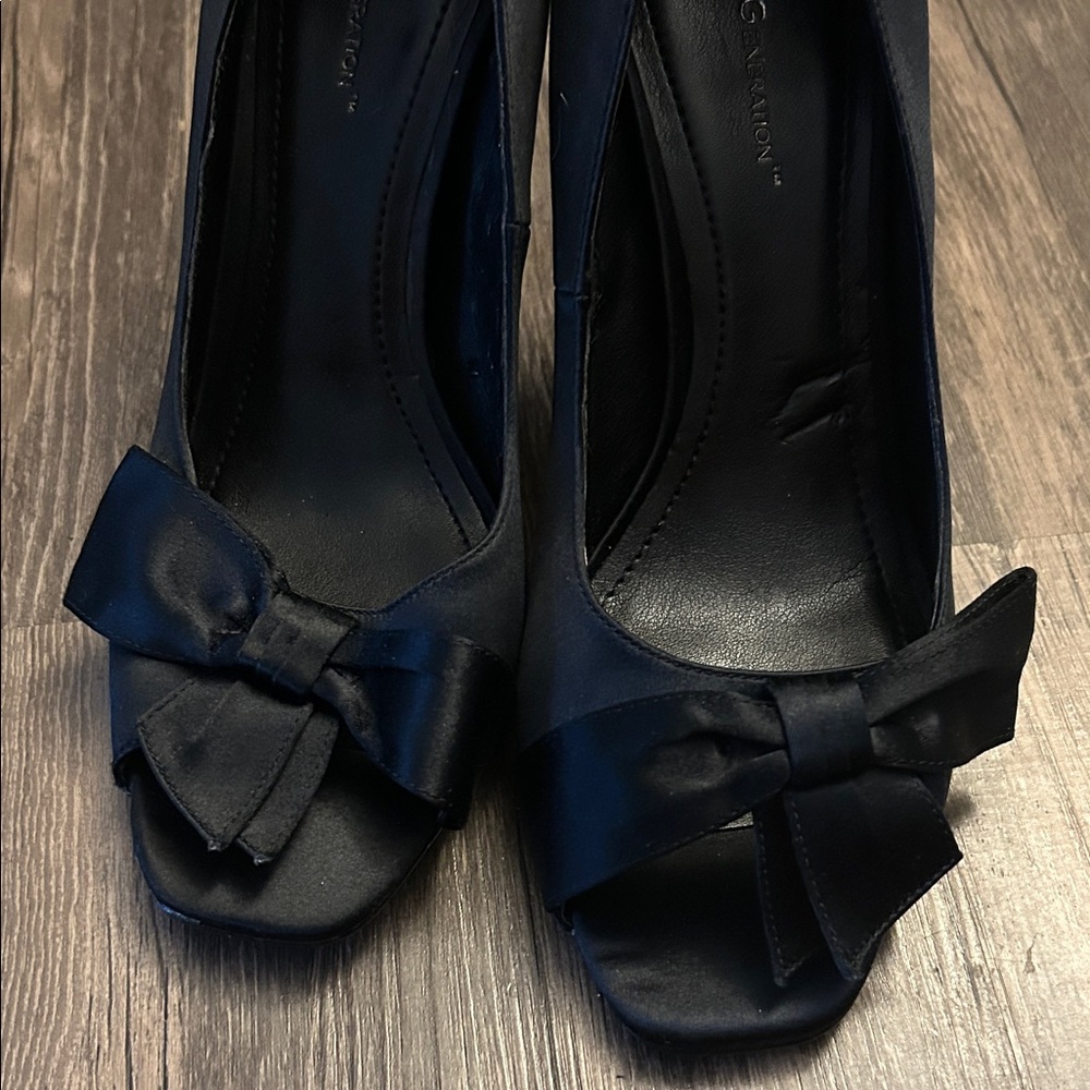 BCBGeneration Elegant Black Satin Peep-Toe Heels - Picture 3 of 7